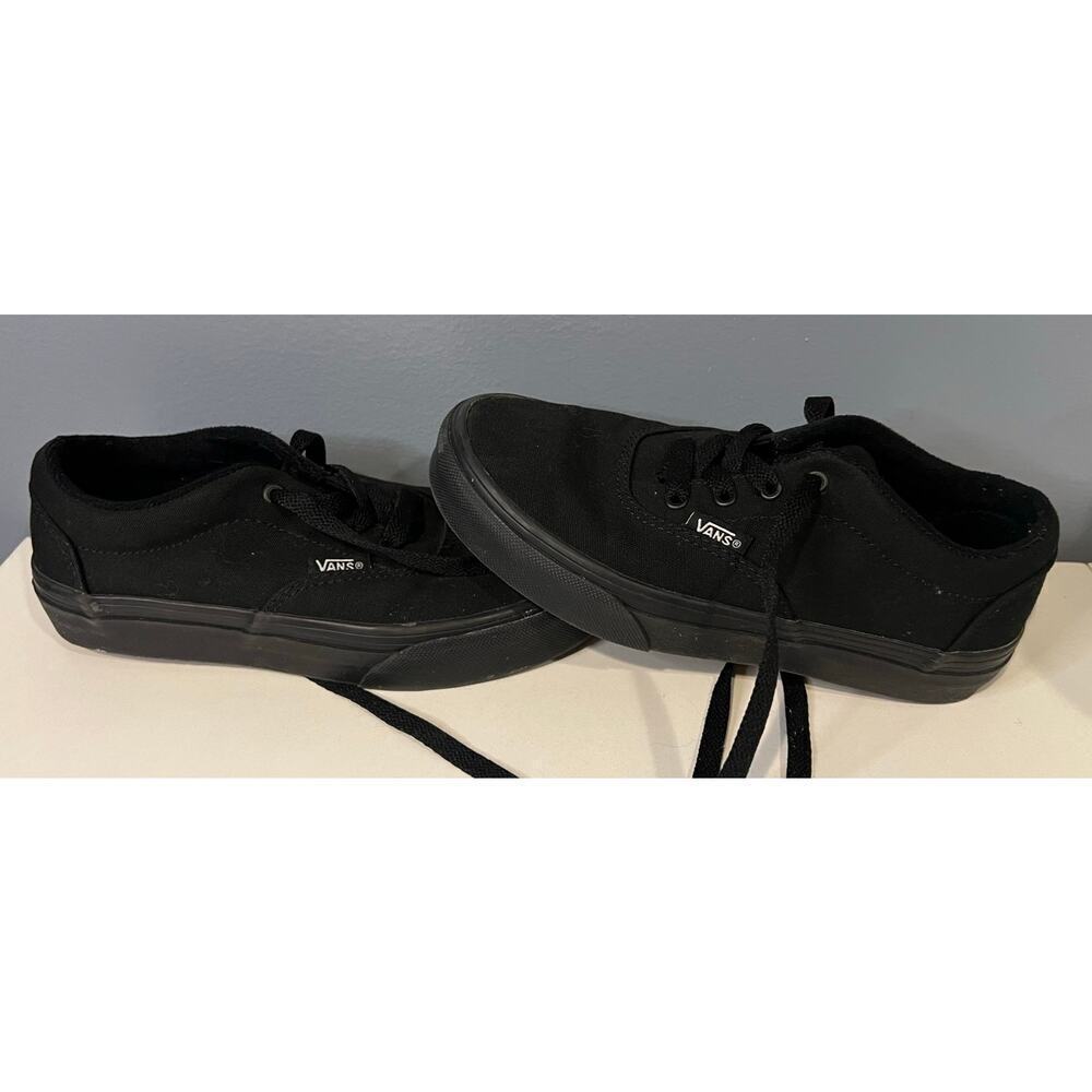 Vans Black Canvas Shoes in Black - Youth Size 1 - Picture 6 of 9